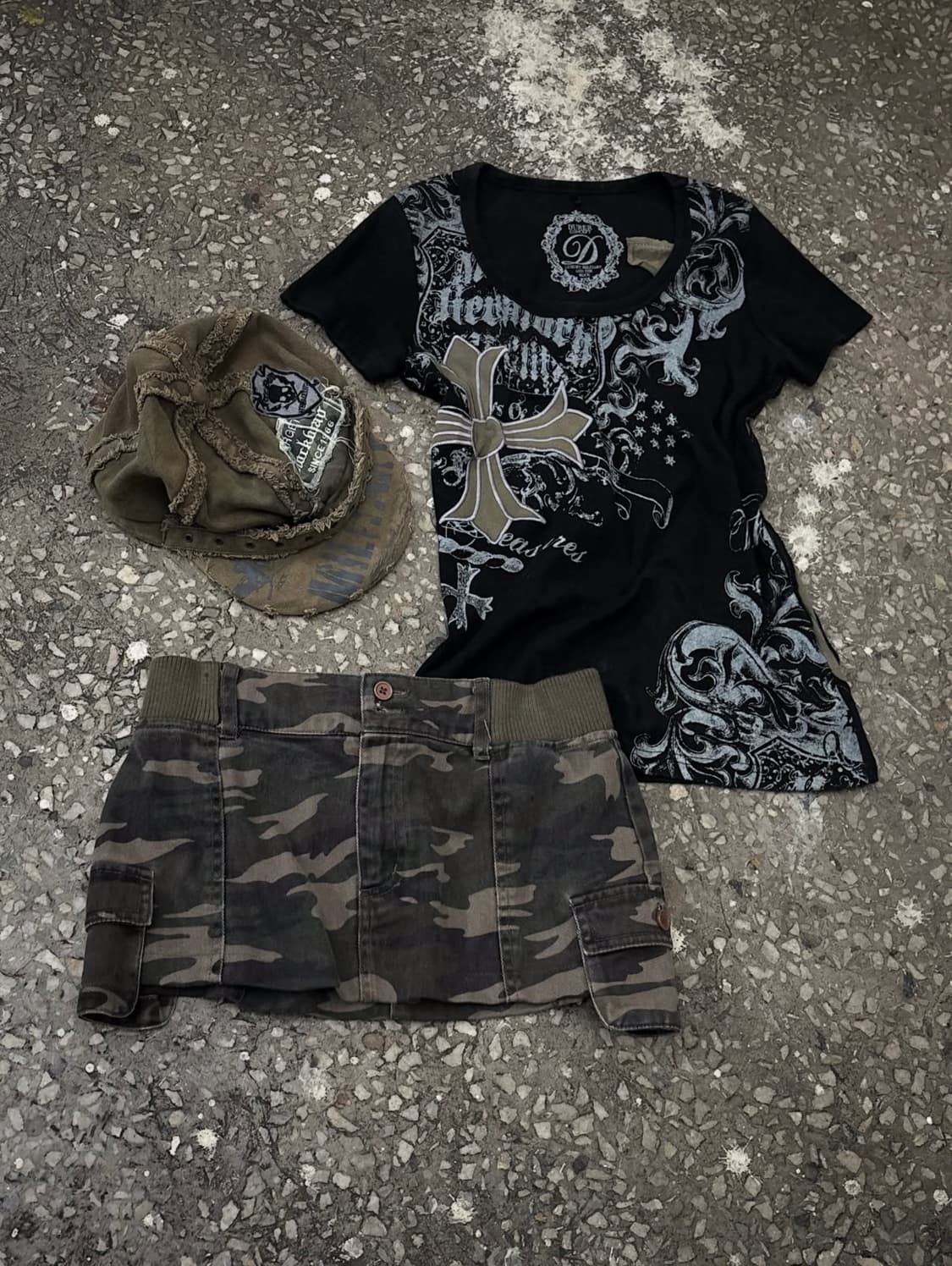 Patch Detail Top 상품이미지1