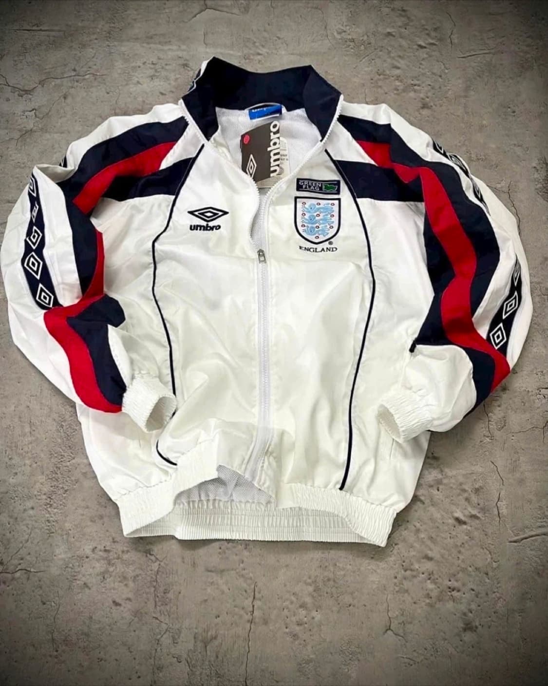 엄브로 잉글랜드 트랙 자켓 상품이미지1