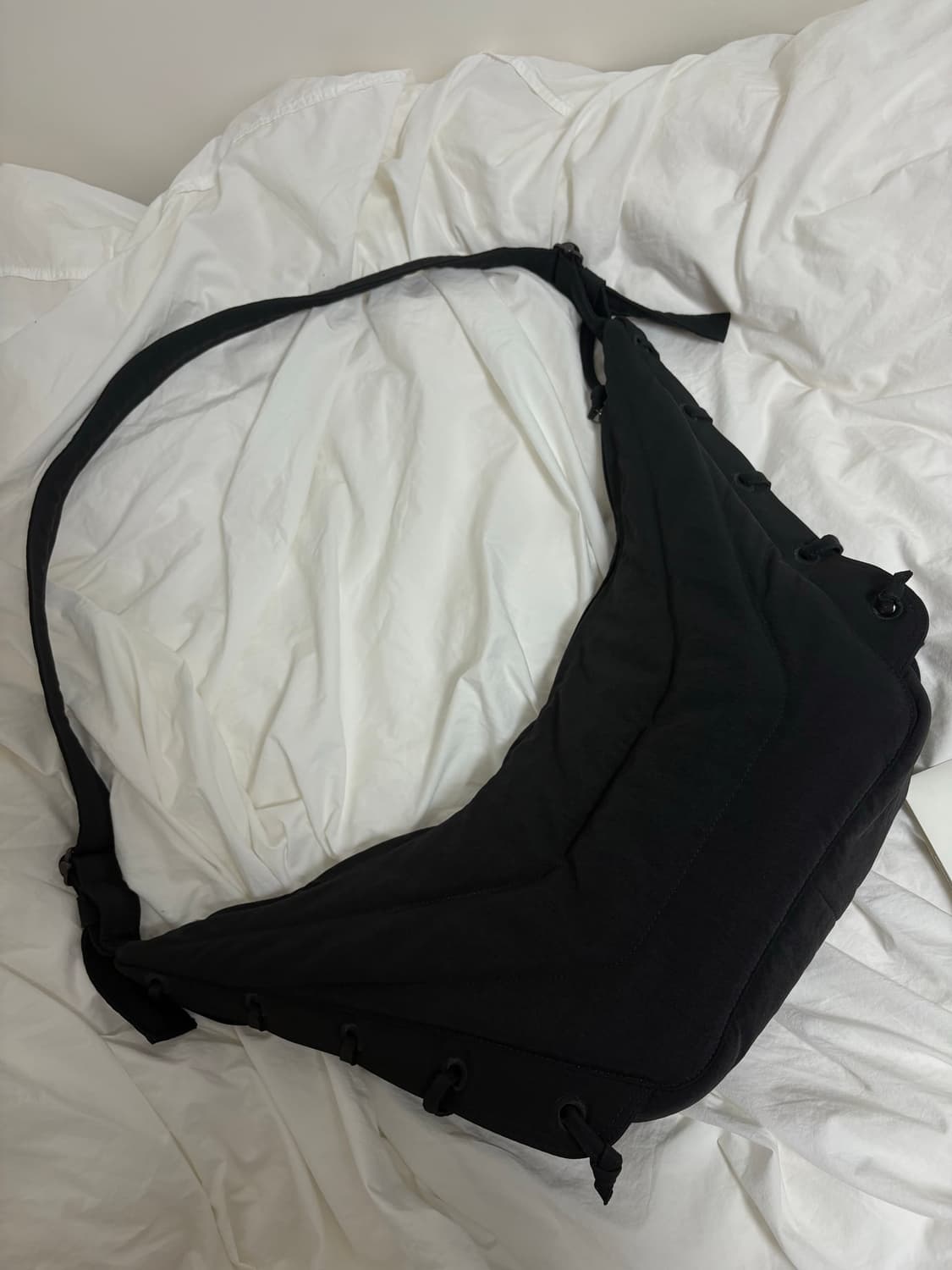 르메르 소프트 게임백 블랙 미디움 상품이미지4