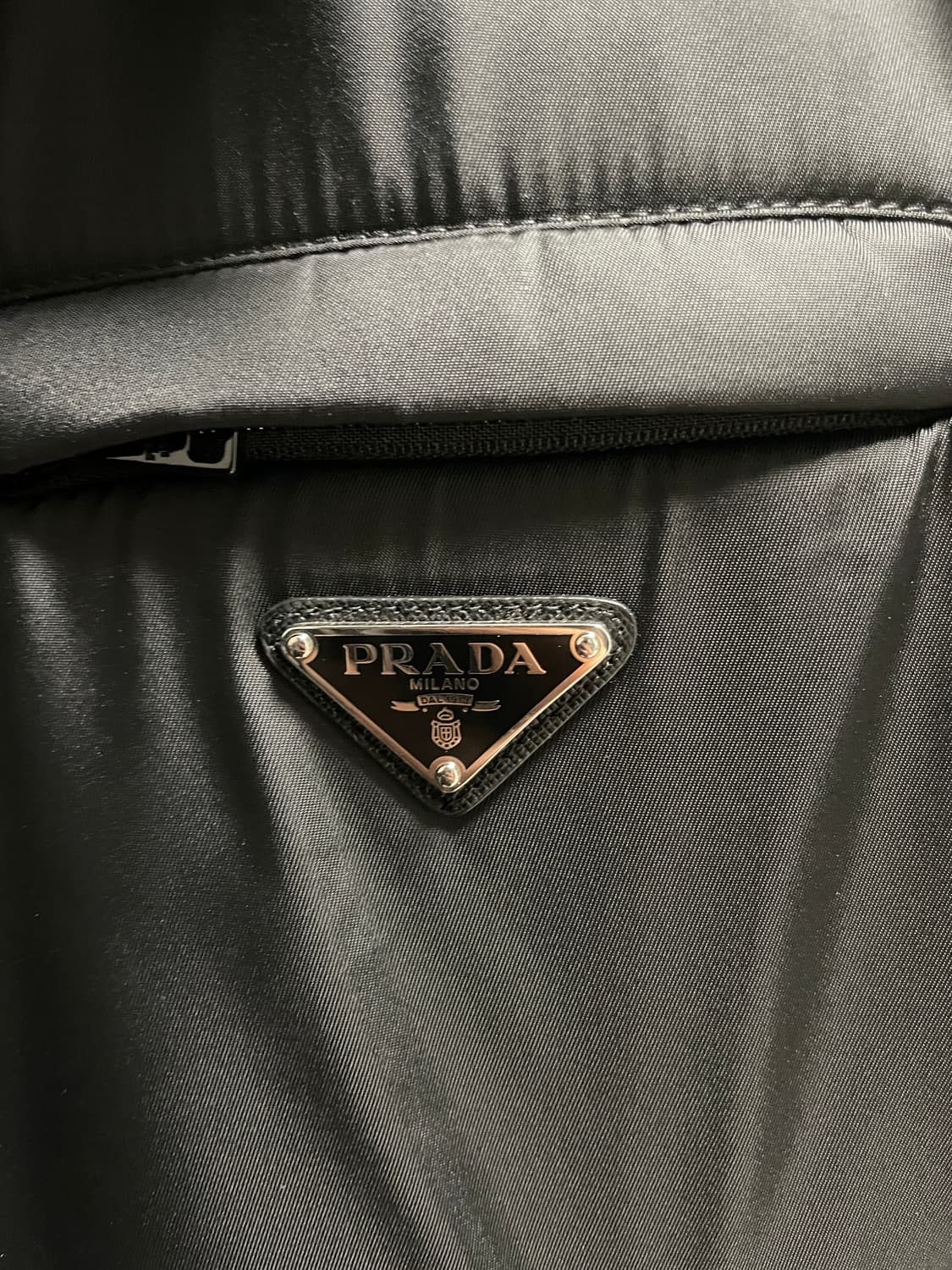 프라다 나일론 패딩 베스트 50 상품이미지5