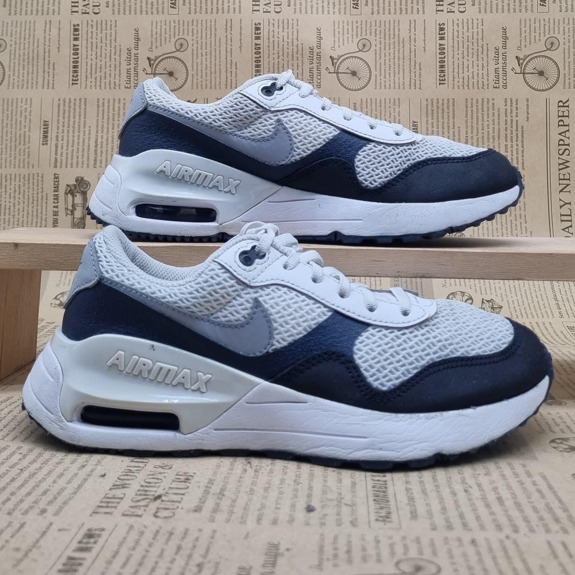 나이키 에어맥스 시스템 여성운동화230 상품이미지1