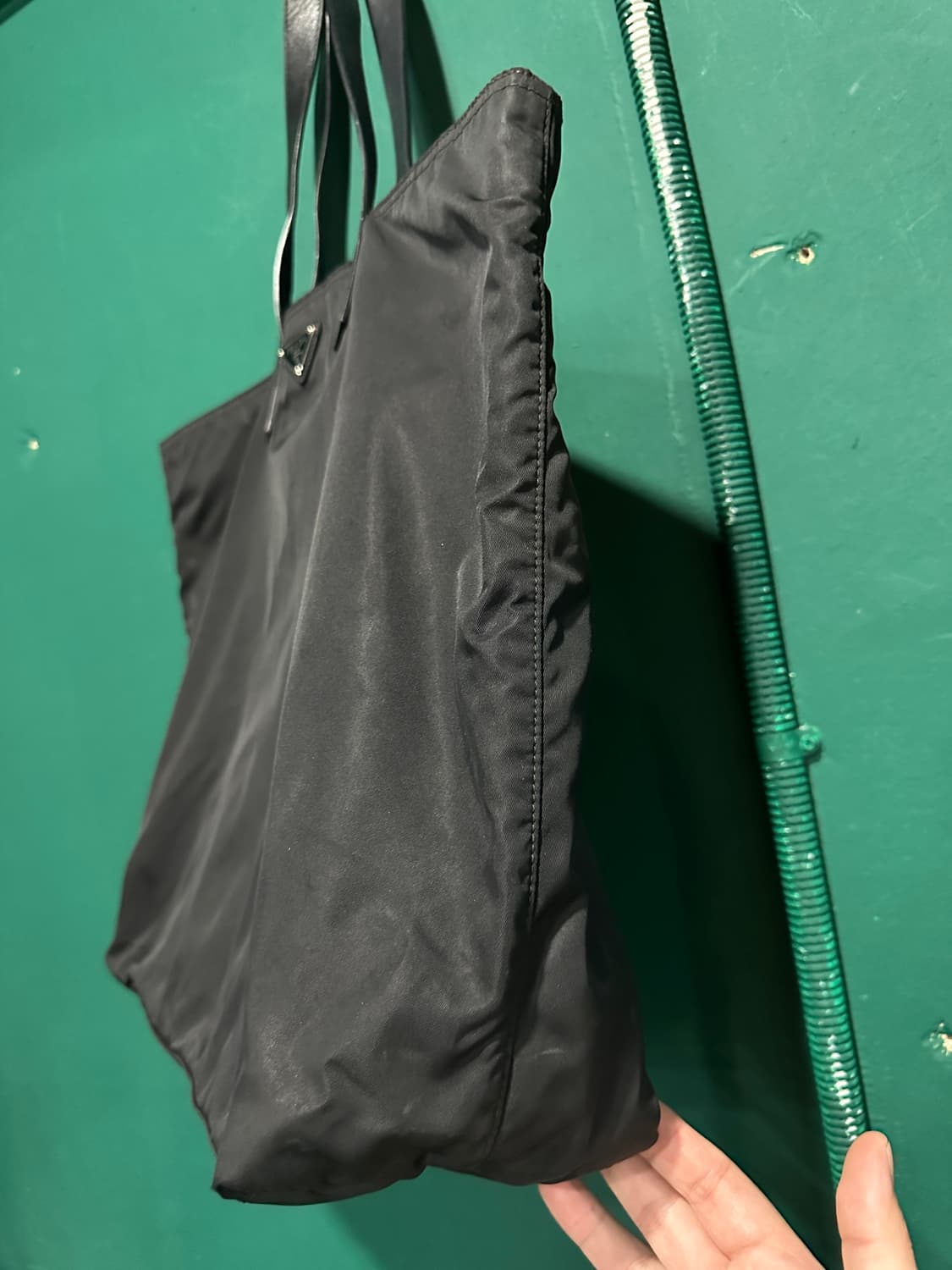 프라다 나일론 숄더백 상품이미지3