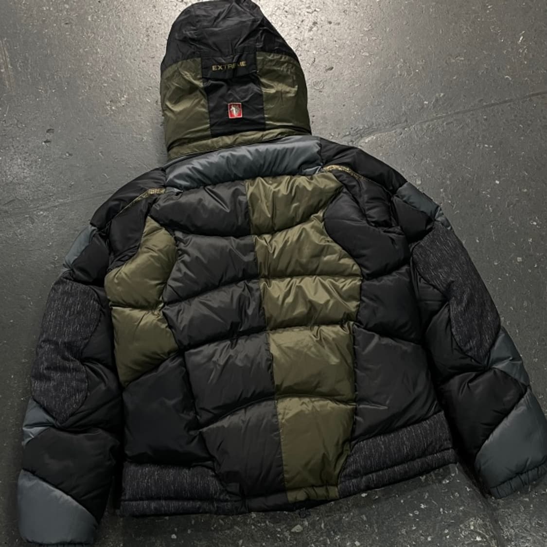 100 블랙야크 패딩  상품이미지7