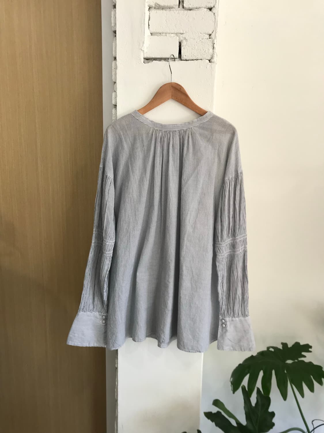 Niko and...  button blouse 상품이미지7