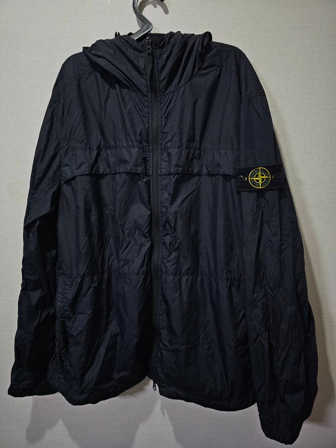 [S급] 스톤아일랜드 24SS 크링클랩스 리나일론 바람막이 자켓 105 상품이미지1