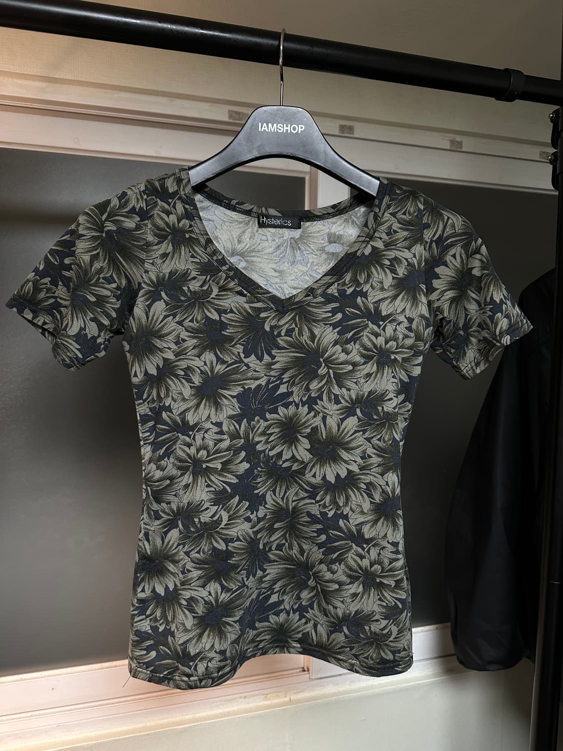 히스테릭 글래머 v-neck s/s tee 상품이미지1