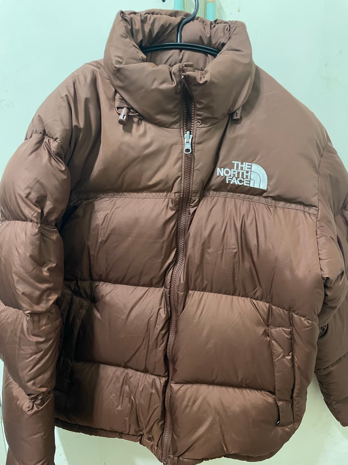 노스페이스 레트로 눕시 다크오크 M사이즈 상품이미지1