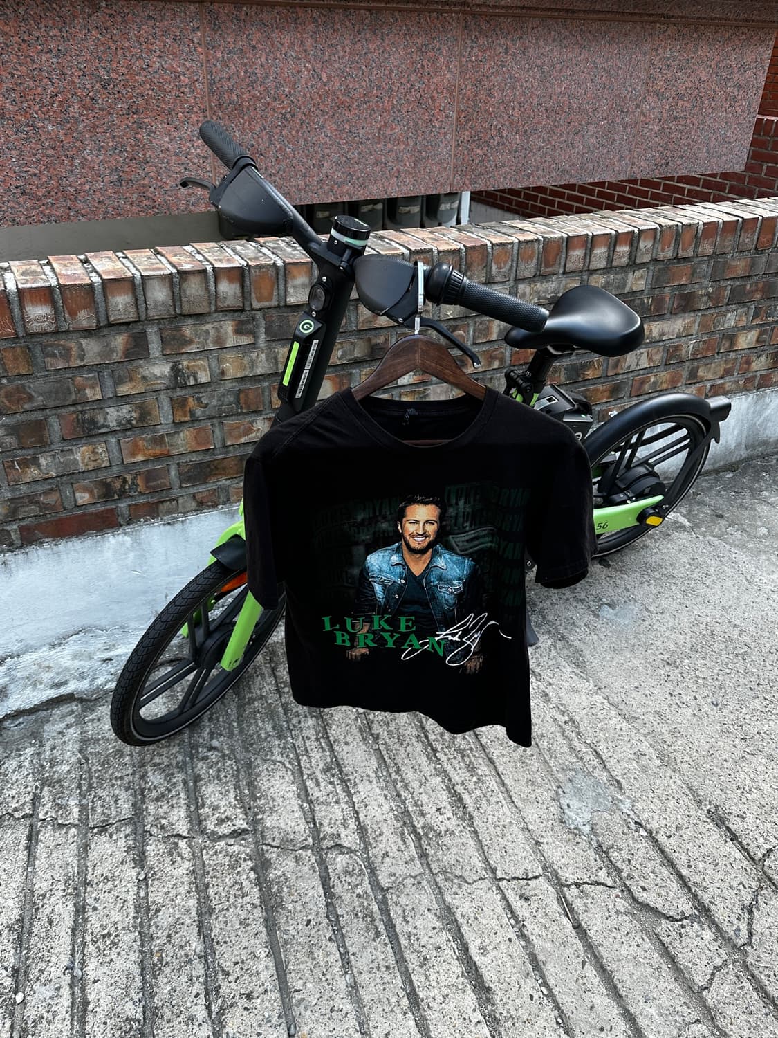 Luke Bryan Kick the Dust Up Tour Tee 상품이미지1