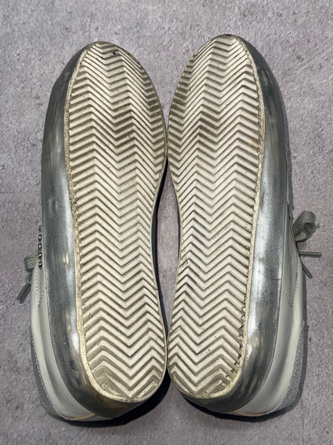 골든구스 슈퍼스타 실버 글리터 (42 / 270-275) 상품이미지5