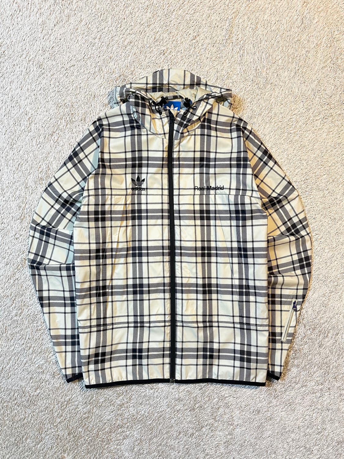 대장급) 아디다스 레알 마드리드 타탄체크 바람막이 자켓 상품이미지1