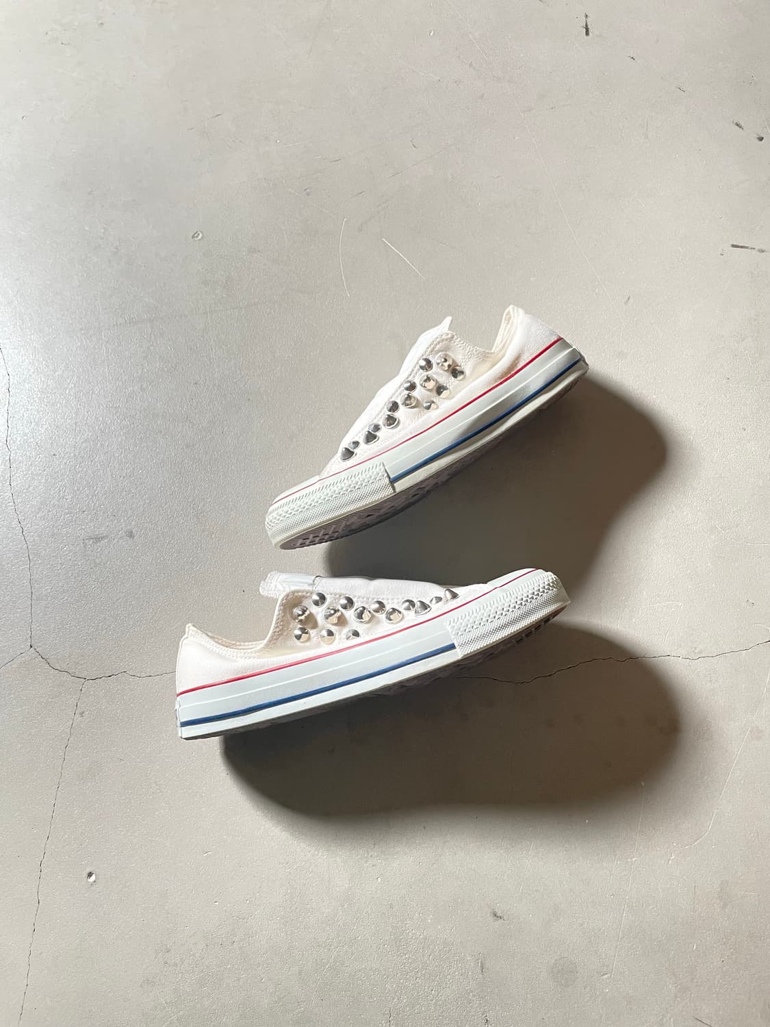 Gilet × Converse Custom Studded Sneakers 상품이미지3