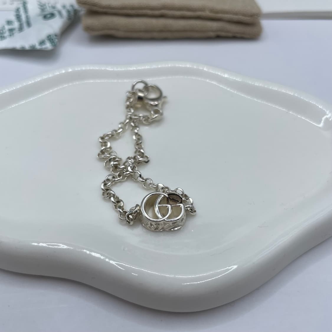 구찌 실버 팔찌 17호 GG 마몽 브레이슬릿 상품이미지4
