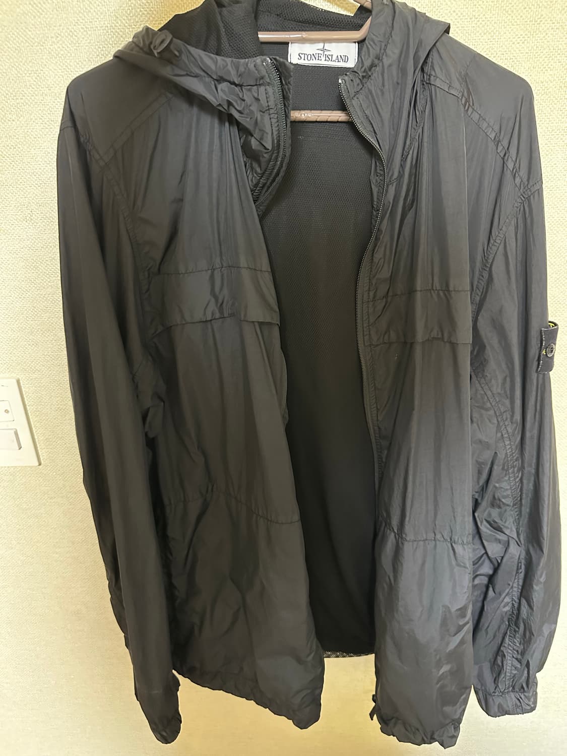 스톤아일랜드 바람막이 상품이미지3
