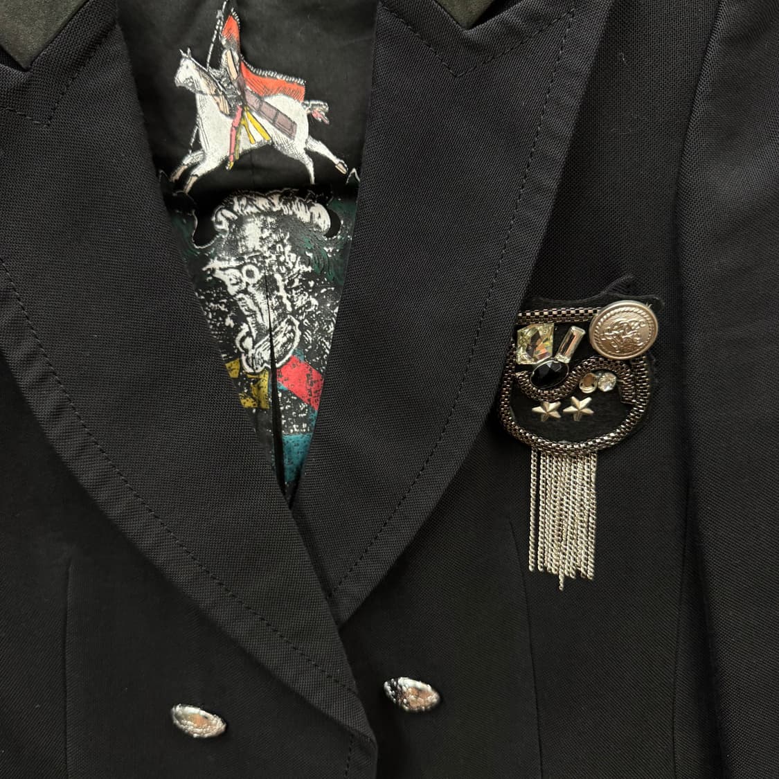 타임 포스트모던 빈티지 블레이저 전면 브로치 포인트 블랙 상품이미지5