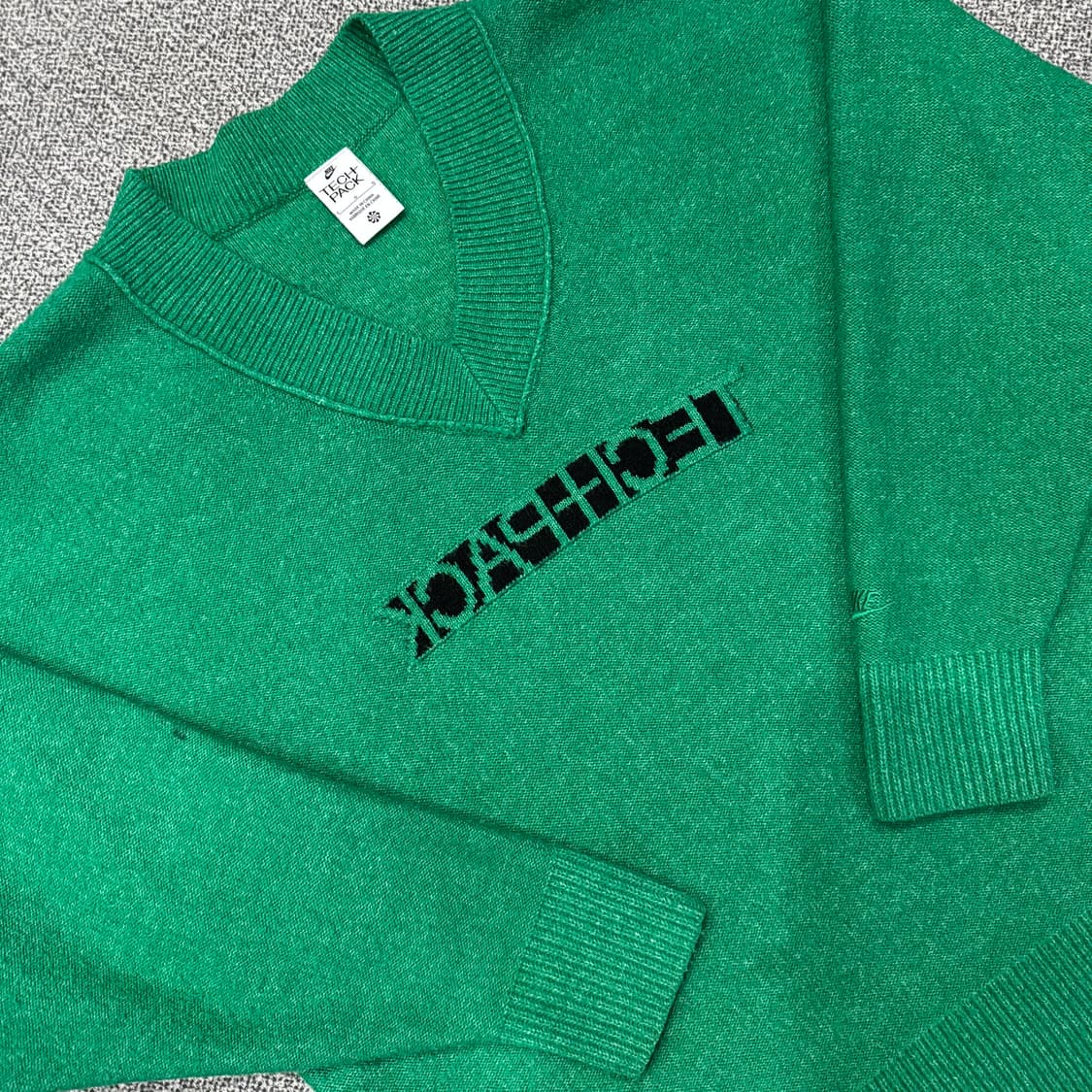 나이키 테크팩 브이넥 니트 스웨터 그린 상품이미지2