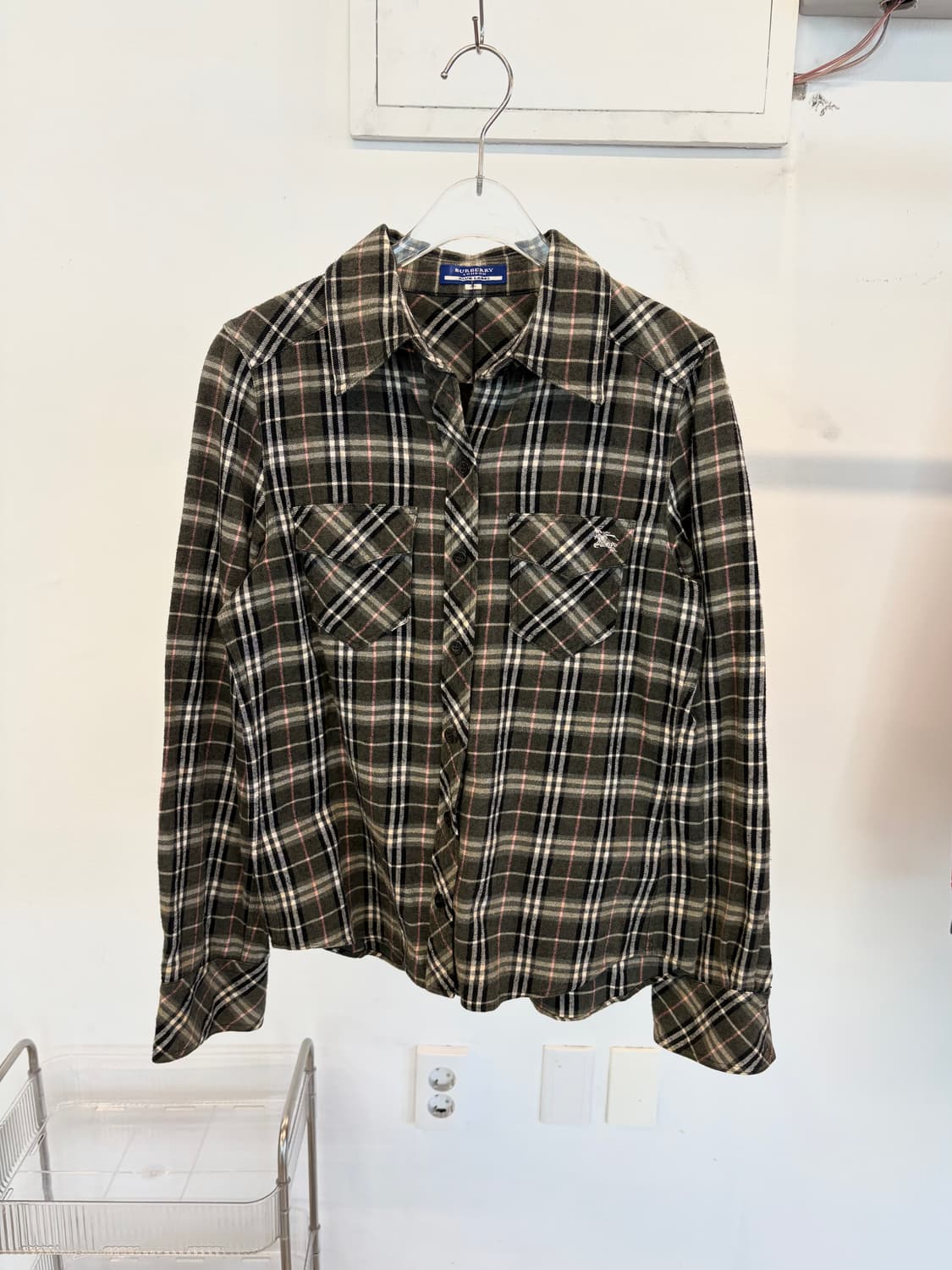 BERBERRY khaki pink check shirt 상품이미지1