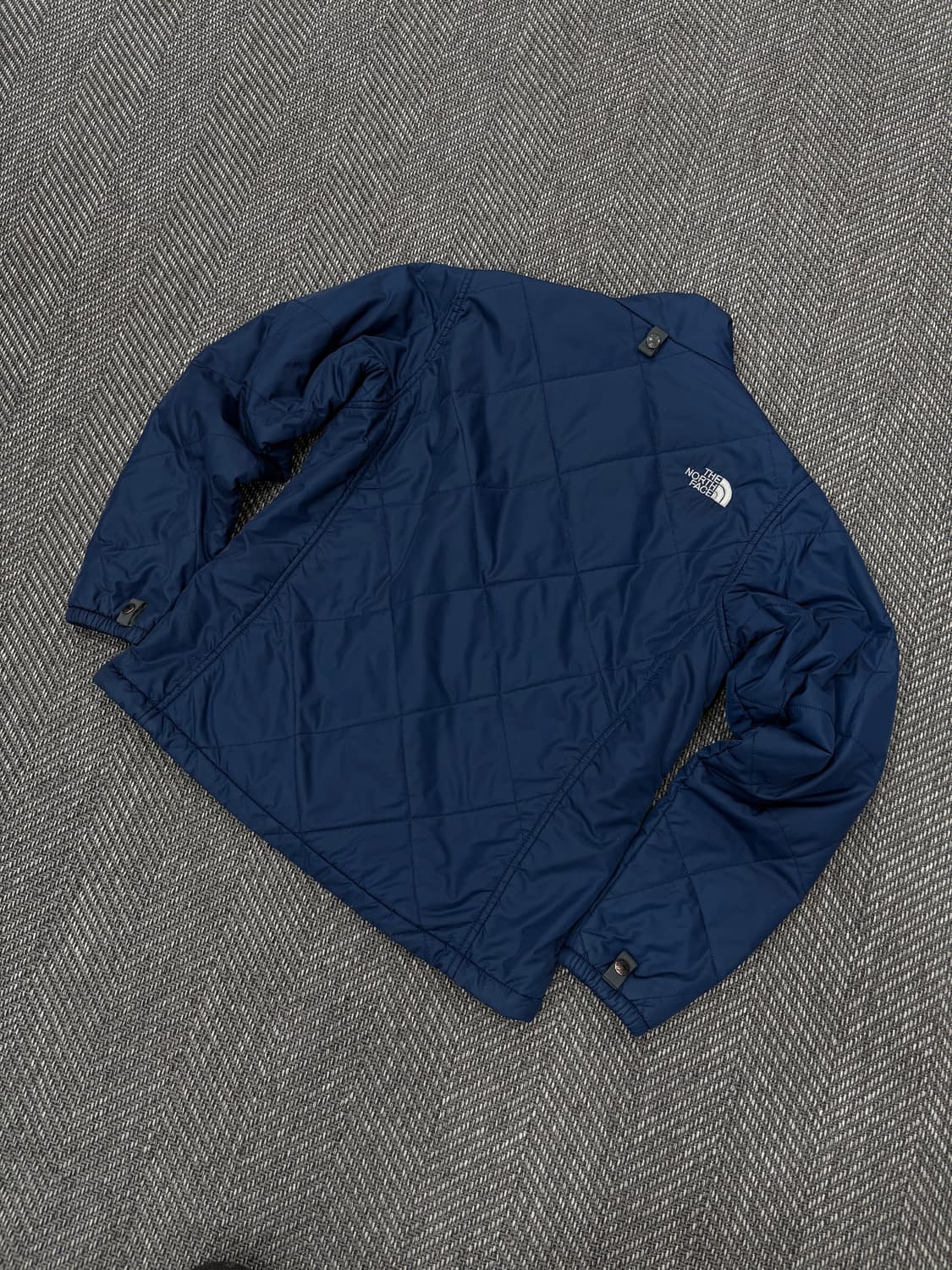 노스페이스 경량패딩 네이비 상품이미지5