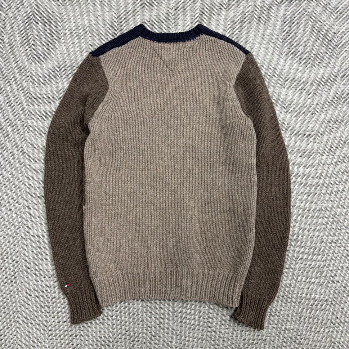  타미힐피거 핸드메이드 울 스웨터 v1596  상품이미지2