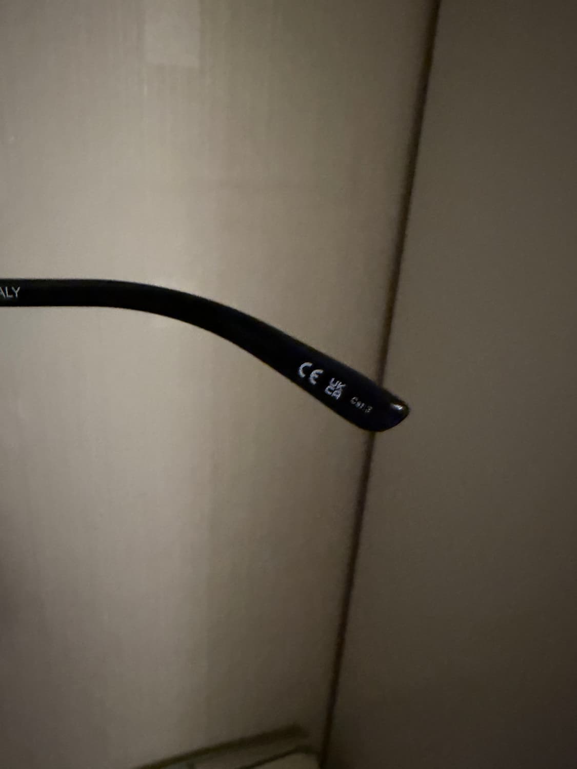 발렌시아가 배트 선글 (퍼렐착용) 상품이미지6