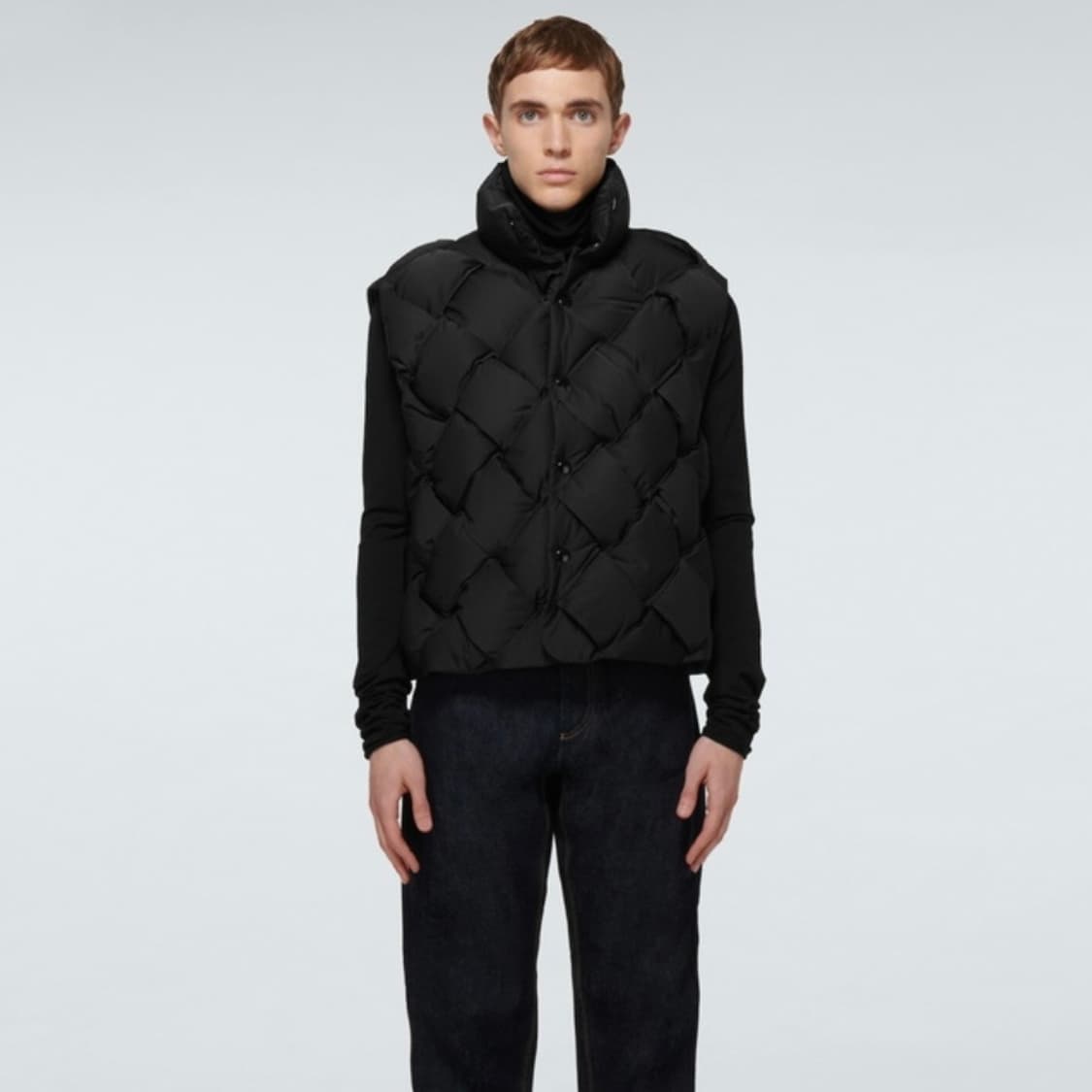 [S급/M] 보테가베네타 인트레치아토 테크 나일론 조끼패딩 블랙 상품이미지9