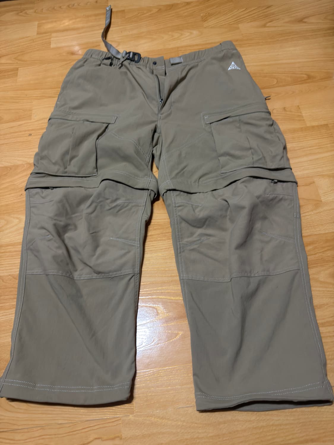 니이키 acg 스미스 서밋 카고팬츠 베이지 상품이미지1