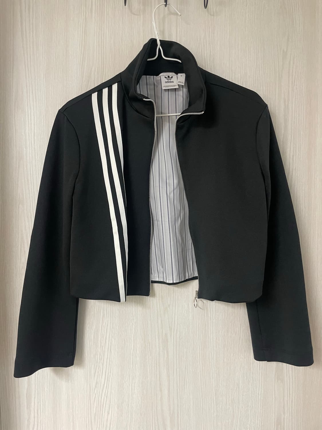 아이다스 크롭 트랙 자켓  상품이미지3