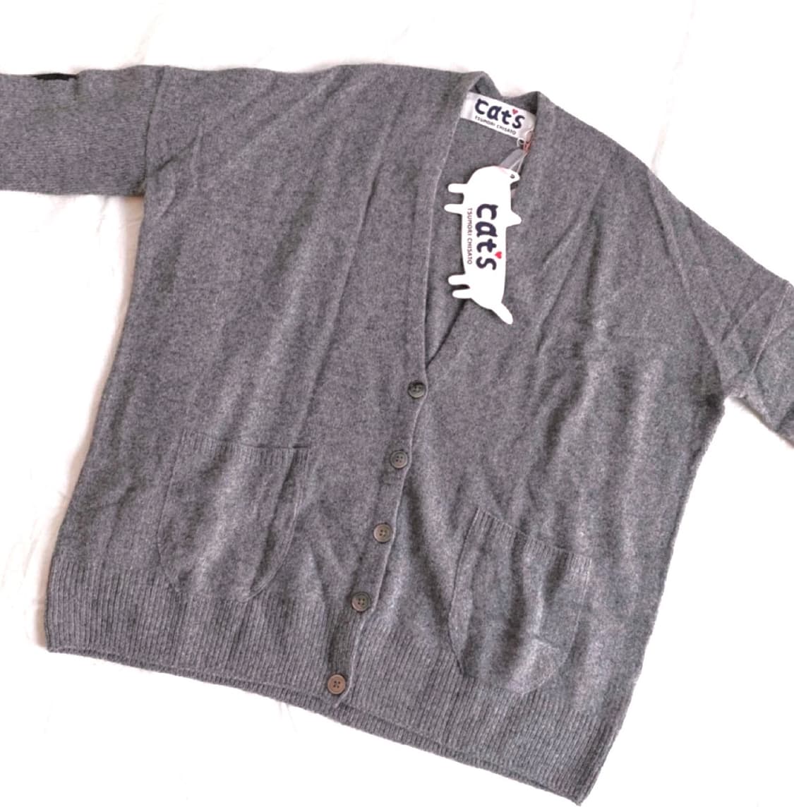 츠모리 치사토의 캣츠 라인 가디건 상품이미지6