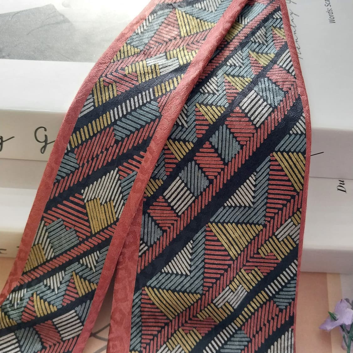 밀라숀 실크 와인 기하 패턴 넥타이 8.5cm A+등급 K1352
 상품이미지2