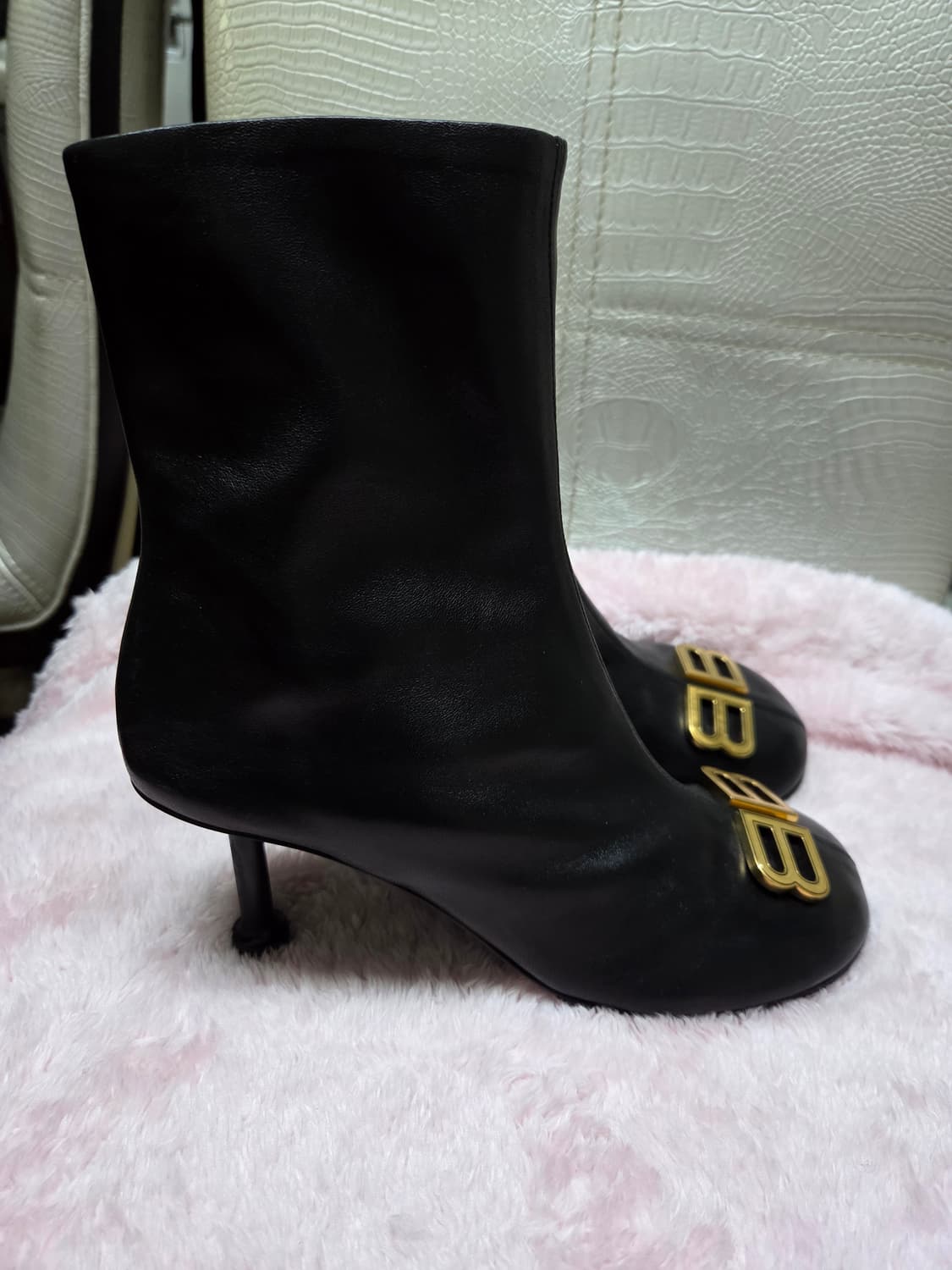 발렌시아가 BB로고 앵글부츠 상품이미지2