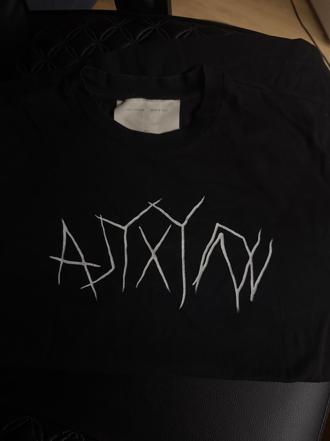 유일매물) 알릭스 반팔 상품이미지2