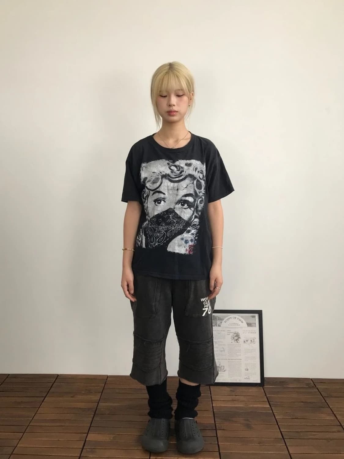 Flash Back Vintage Graphic Tee 상품이미지1