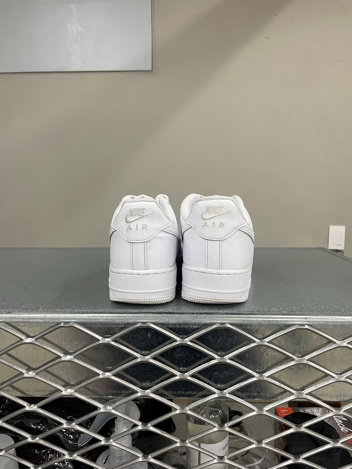 나이키 에어포스 1 화이트 260 상품이미지3