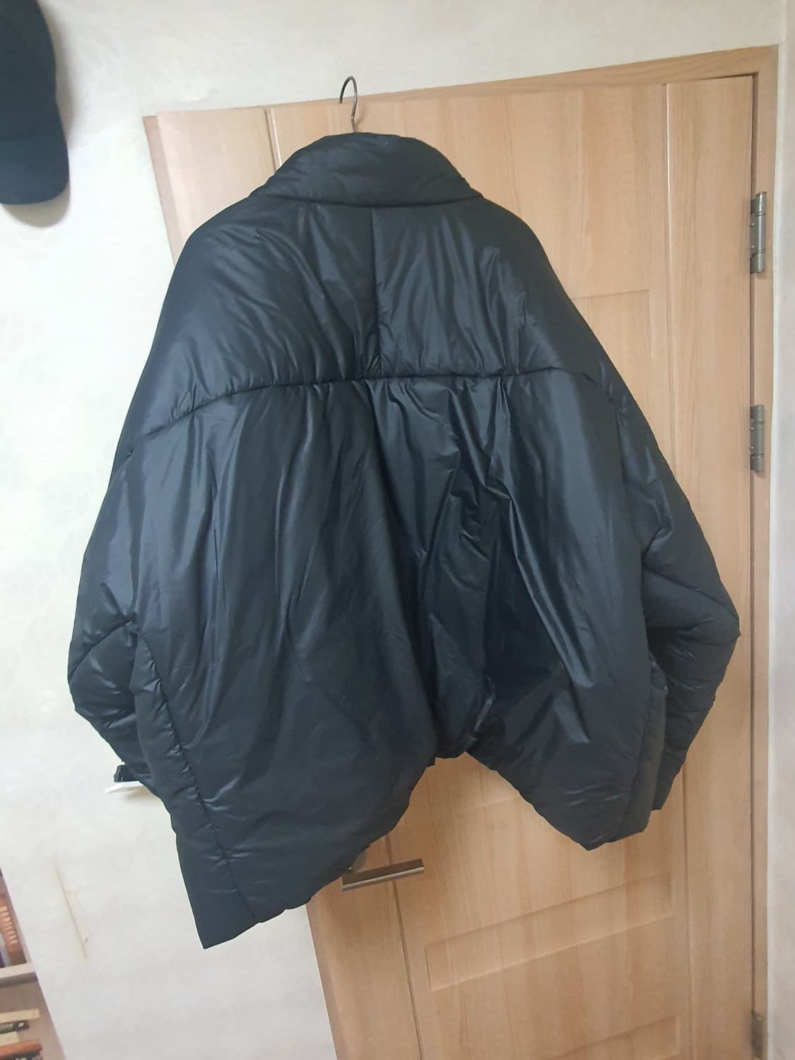 이지갭×발렌시아가 패딩 xxl 상품이미지2