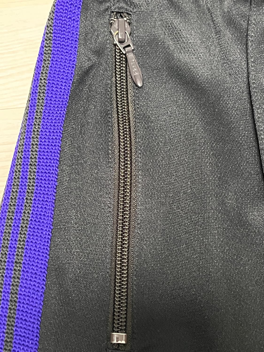 m) 니들스 트랙팬츠 스트레이트 검보 판매. 상품이미지5