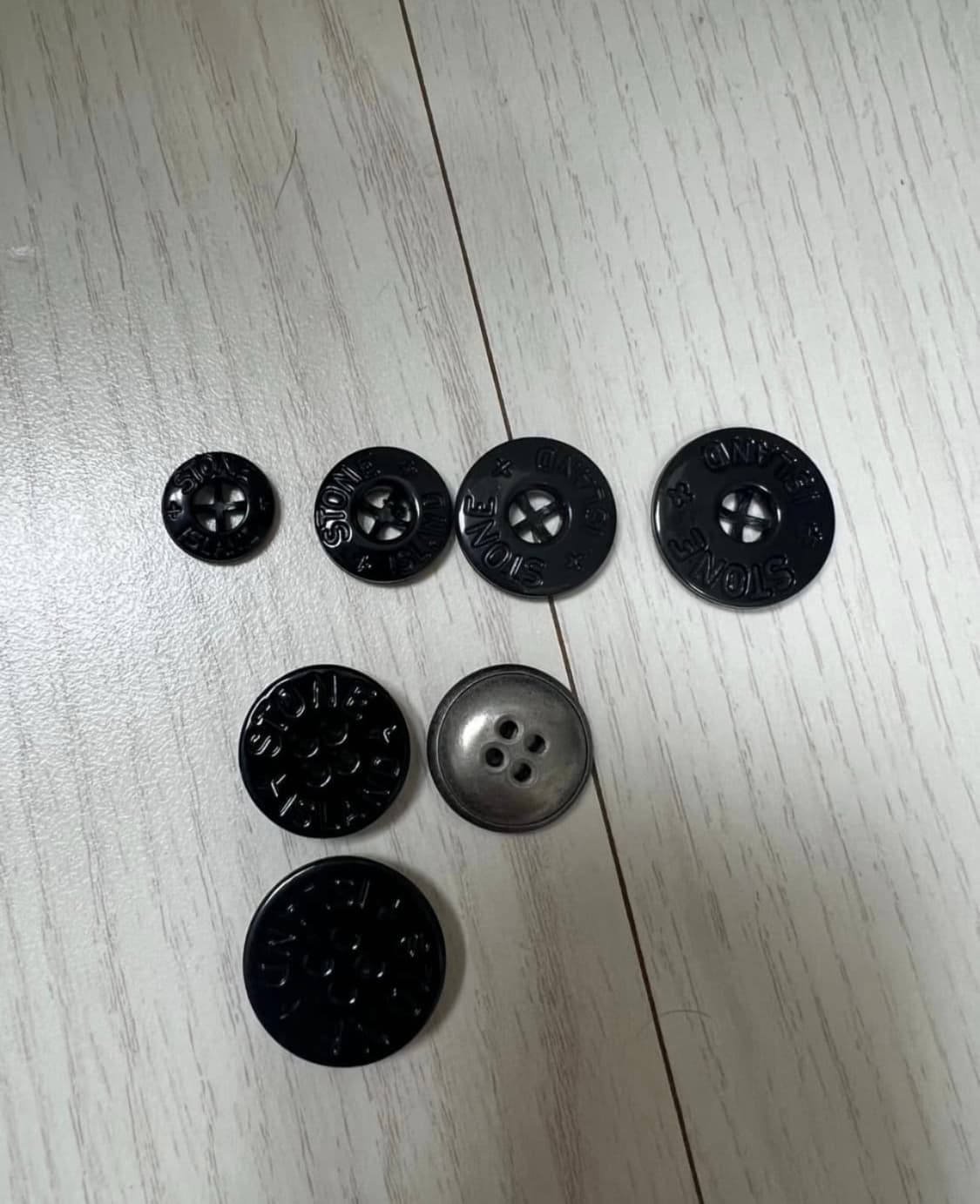 스톤아일랜드 와펜 단추 새상품 정품 상품이미지1