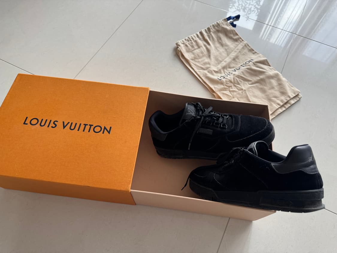 루이비통  스웨이드 스니커즈 상품이미지1