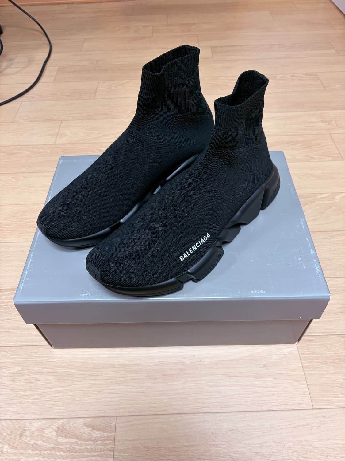 발렌시아가 스피드러너 LT 블랙 44 상품이미지1