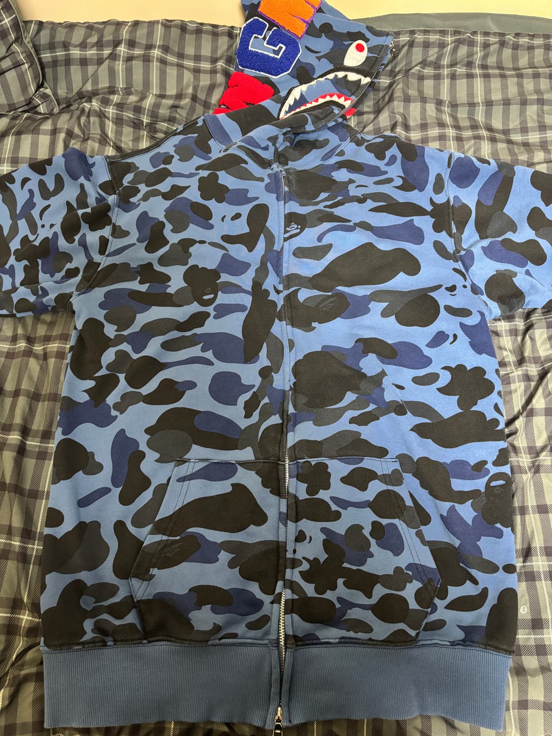 베이프 샤크카모 후드집업 XXL 상품이미지3