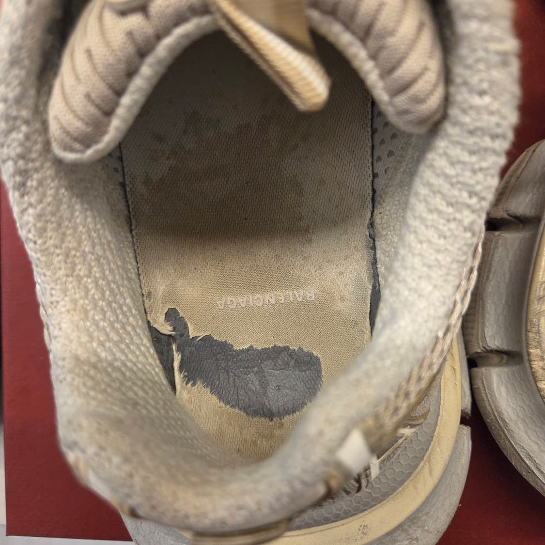 발렌시아가 3XL 에그쉘 40 상품이미지8