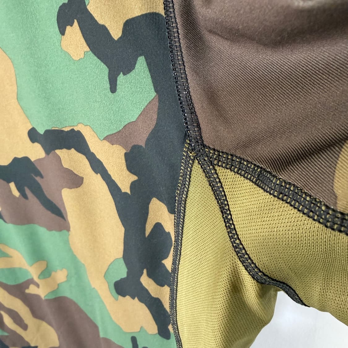 [2XL] 나이키 하이퍼쿨티드 카모 티셔츠 상품이미지3