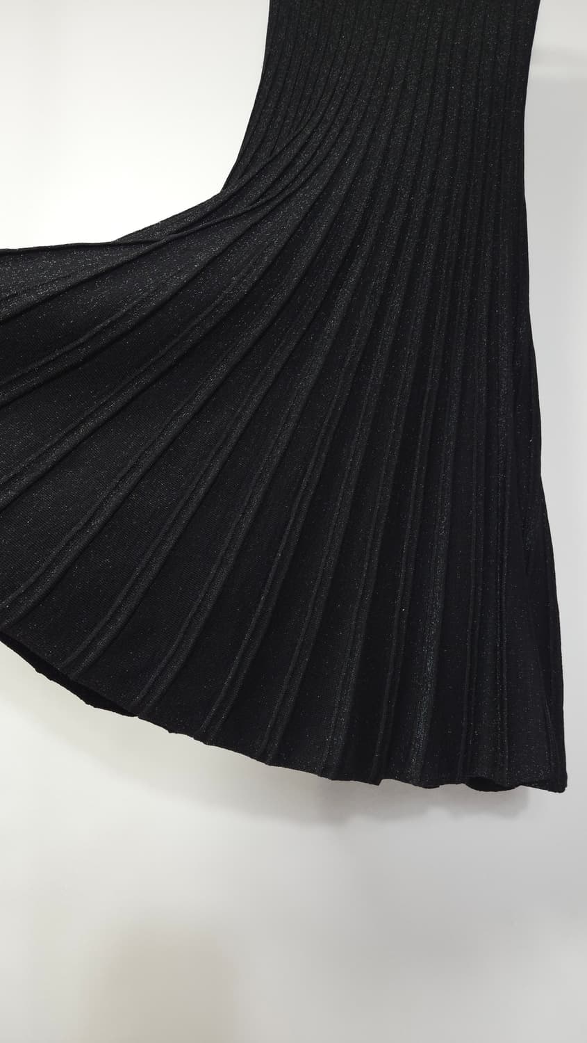 산드로 메탈릭 니트 플리츠 밴딩 롱스커트 1 사이즈 상품이미지4