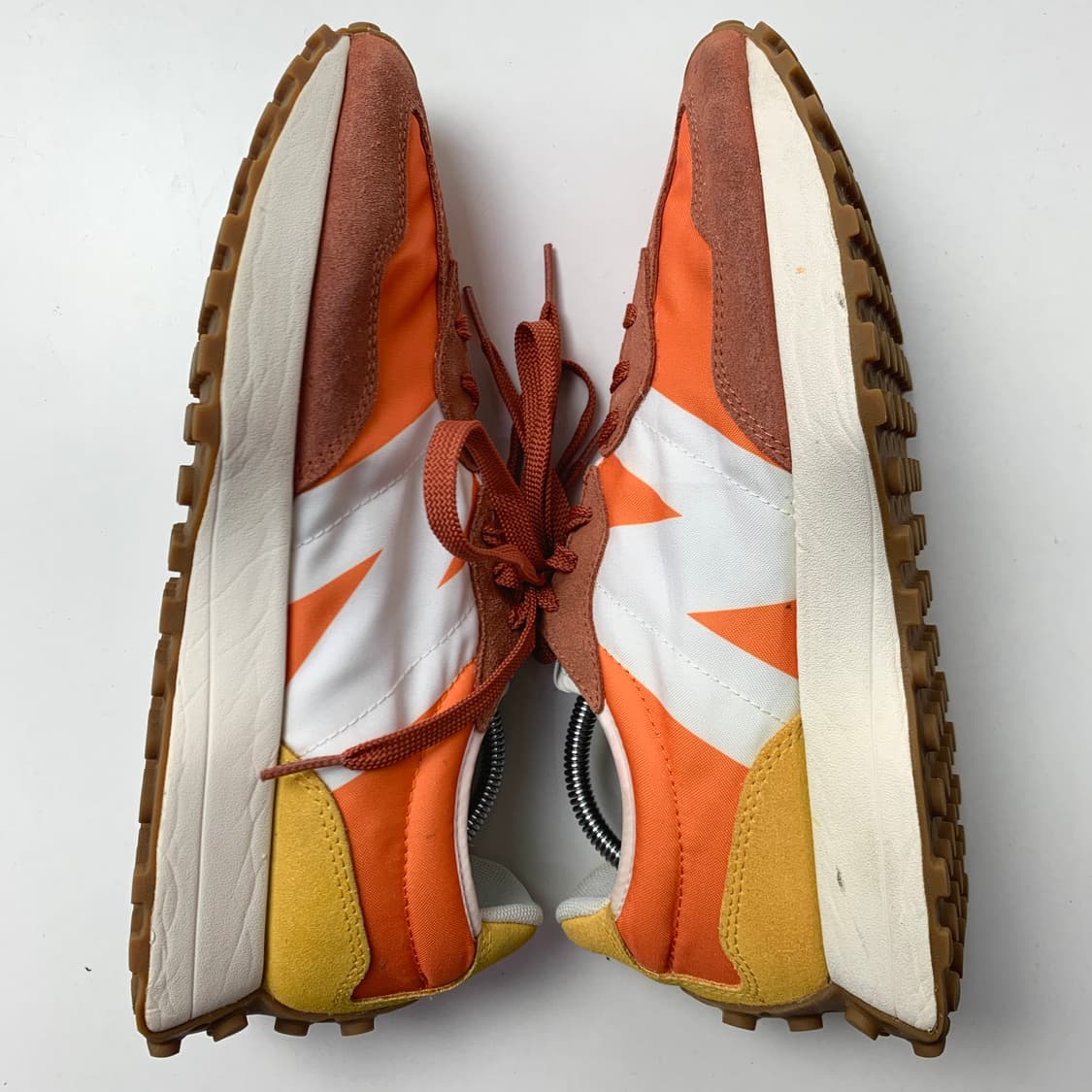 [270/정품] 뉴발란스 327 오렌지 운동화 신발
 상품이미지3