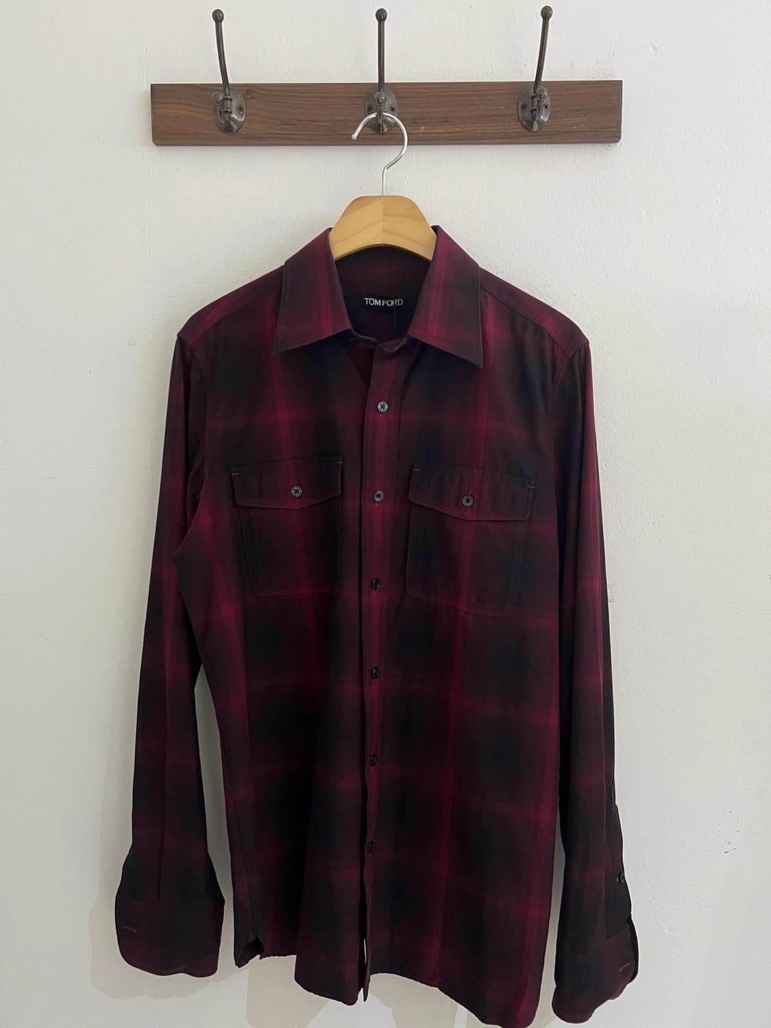 톰포드 셔츠 상품이미지1