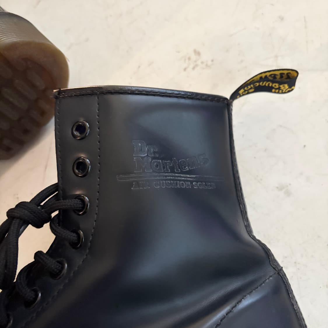 닥터마틴 10072 8홀 빈티지 부츠 UK5 상품이미지4
