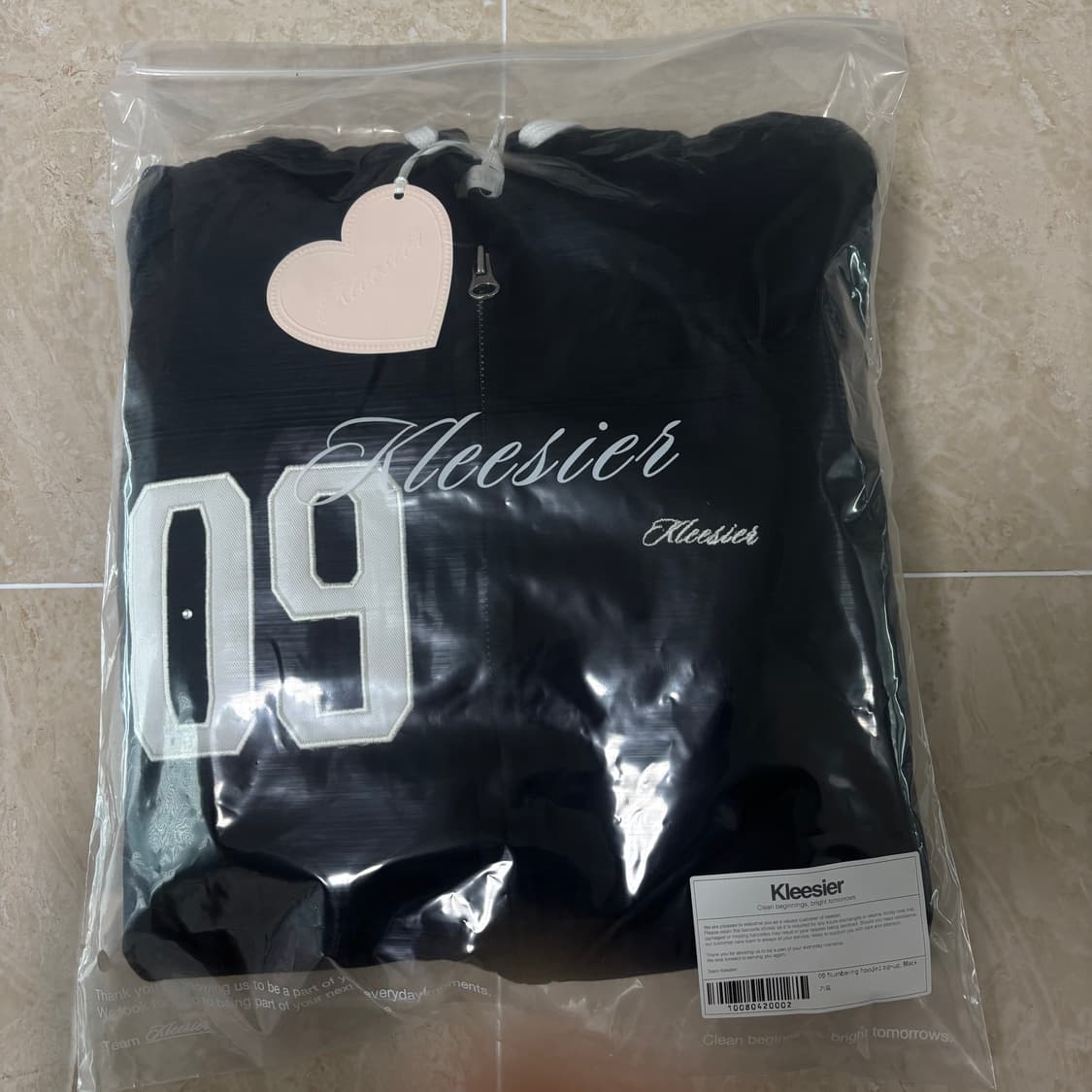 새상품 클리시어 09 후드집업 블랙  상품이미지2