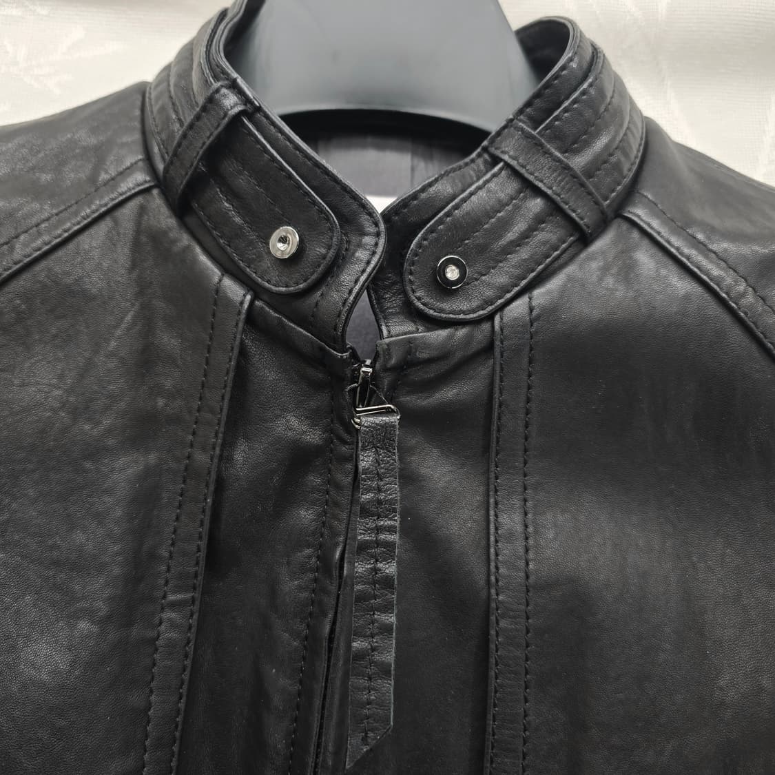 SON JUNG WAN 블랙 레더 여성 라이더 자켓 상품이미지10