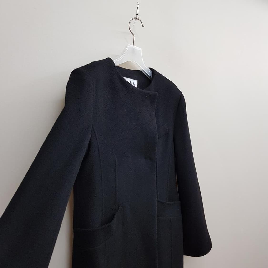 럭키슈에뜨 2022 라운드넥 캐시미어 롱코트 36사이즈 상품이미지3