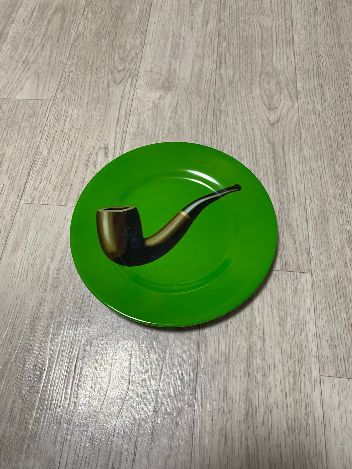 퐁피두 센터 마그리트 플레이트 상품이미지1