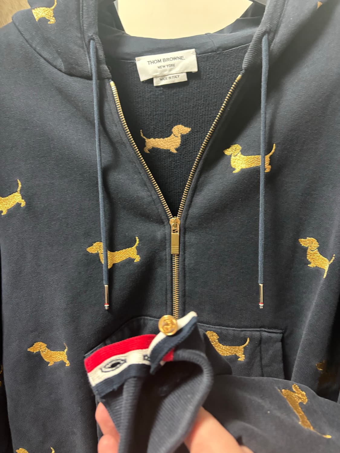 [한정판] 톰브라운 헥터 후드집업 3사이즈 상품이미지3