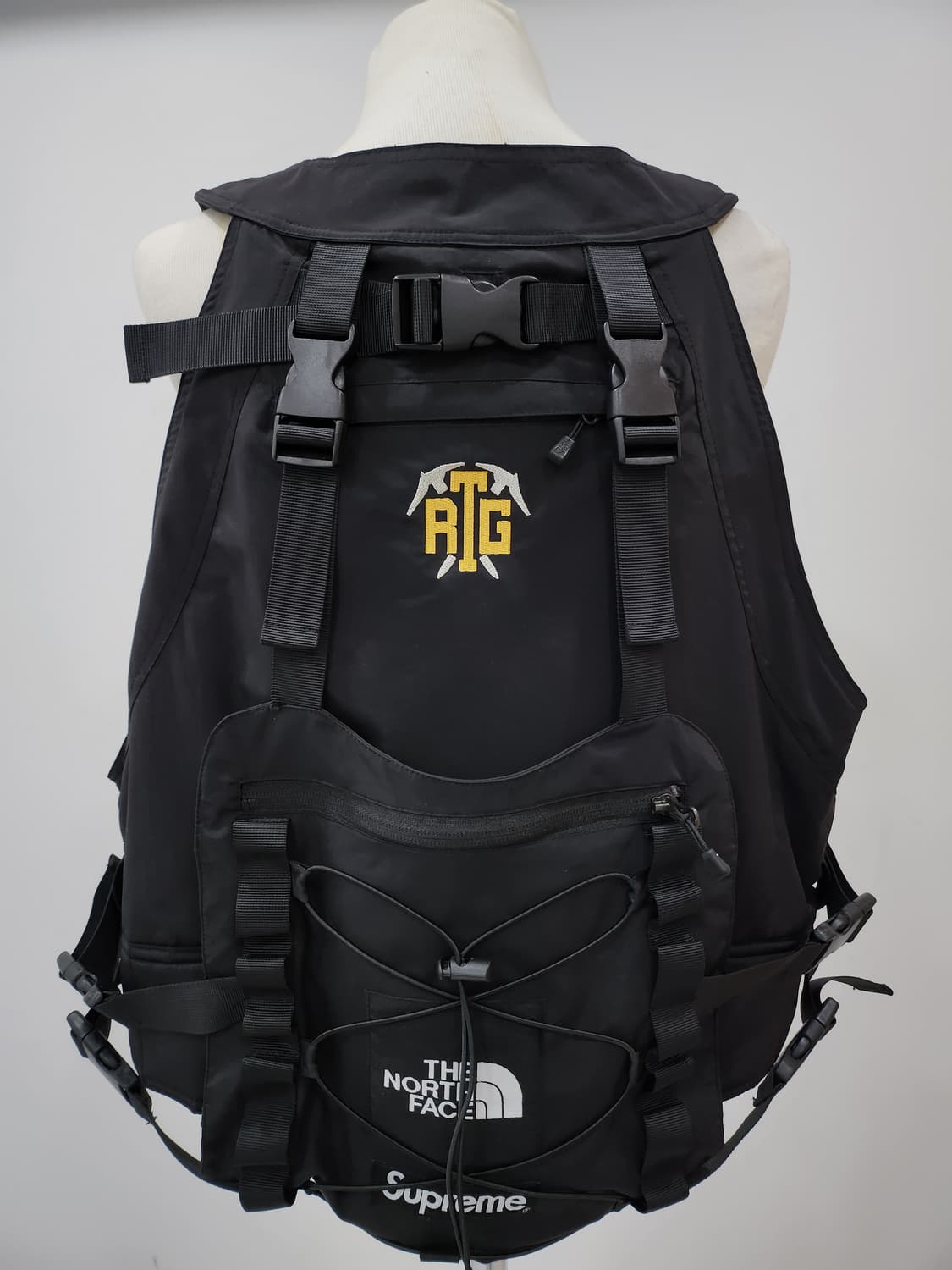 슈프림 베스트 남성 고어텍스 기능성 조끼 상품이미지2